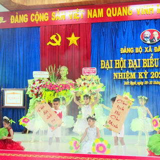 <a href="/tin-tuc-su-kien/thong-tin-kinh-te-chinh-tri-xa-hoi" title="Thông tin kinh tế - chính trị - xã hội" rel="dofollow">Kinh tế - Chính trị - Xã Hội</a>